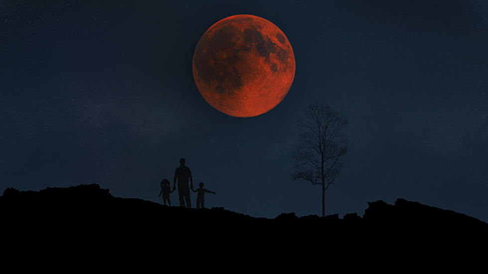 Get Ready to Be Amazed This Friday by the Blood Moon El Paso