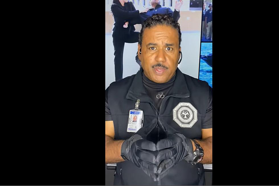 Detroit Cop Helps El Pasoans Protect their Tamales this Season