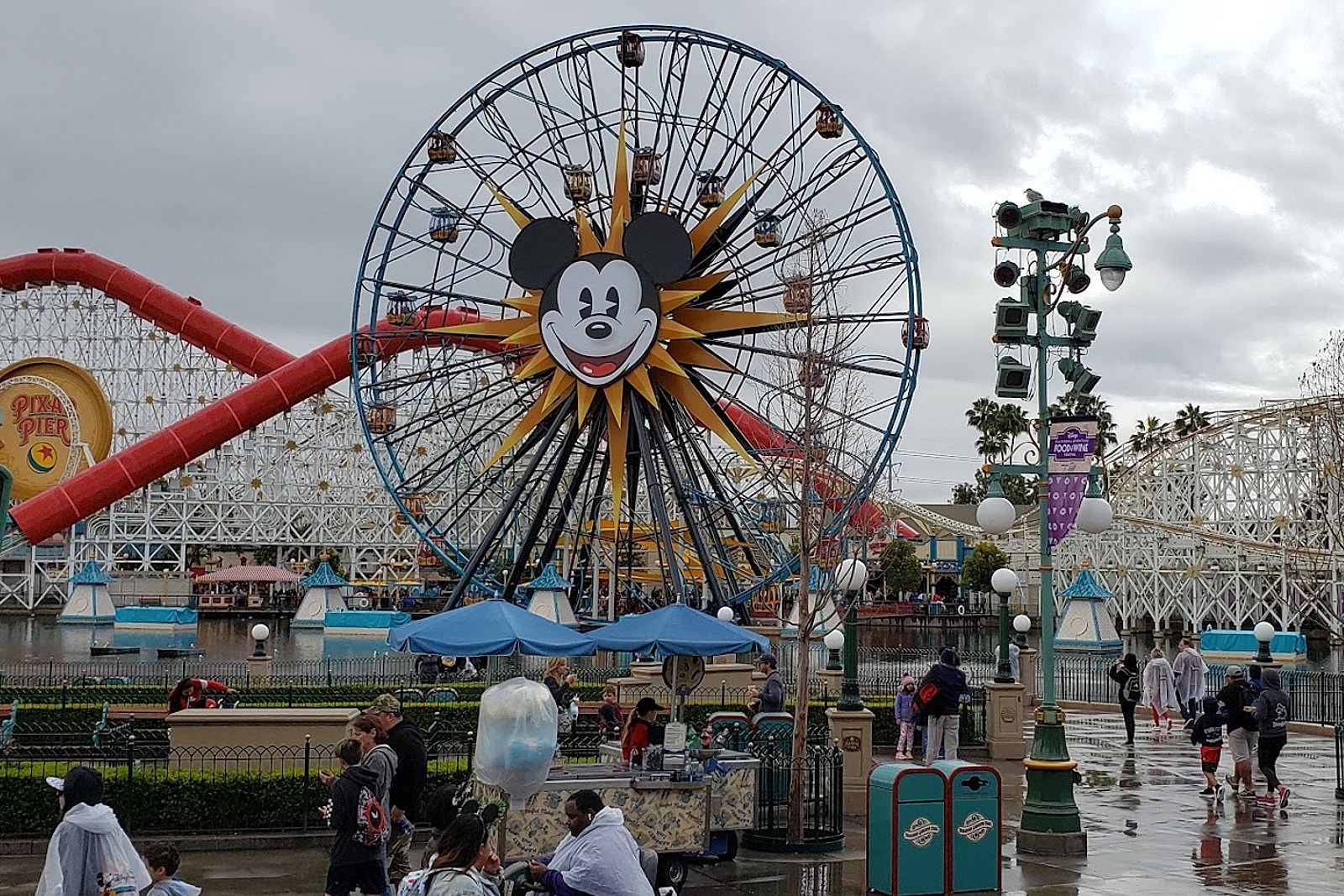 PHOTOS: NEW Alice in Wonderland Tea Cup Mug and Folding Fan Available in  Downtown Disney District - WDW News Today