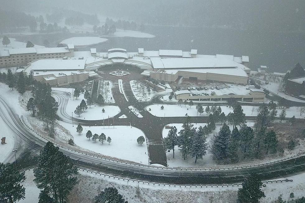 Inn of the Mountain Gods Brings &#8216;The Shining&#8217; to Life in New Photo