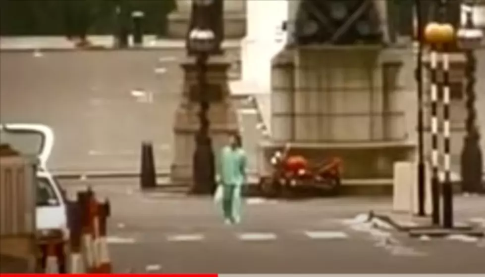 28 Days Later (2002) Official Trailer - YouTube.com