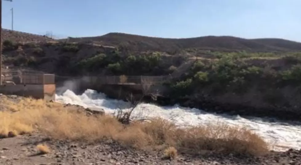 Watch an El Pasoan Film Water Rushing Into the Rio Grande