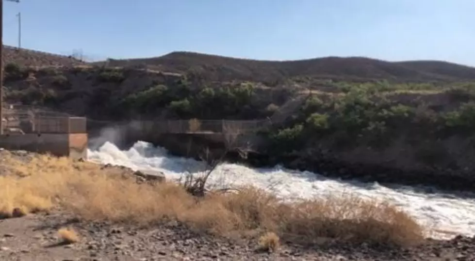 Watch an El Pasoan Film Water Rushing Into the Rio Grande 