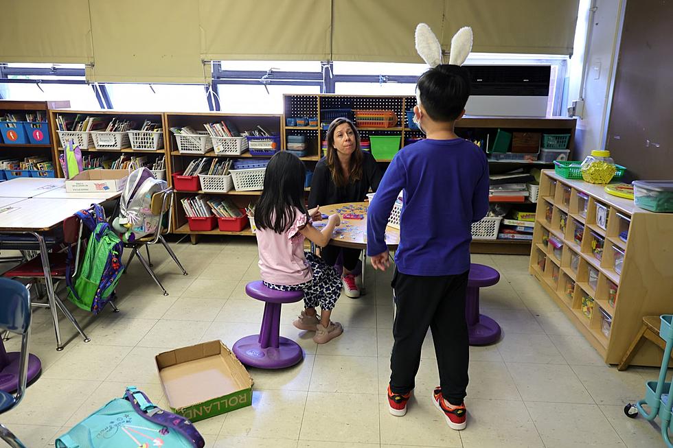 Las Cruces 5th Grader Gets Bill He Wrote Signed Into Law