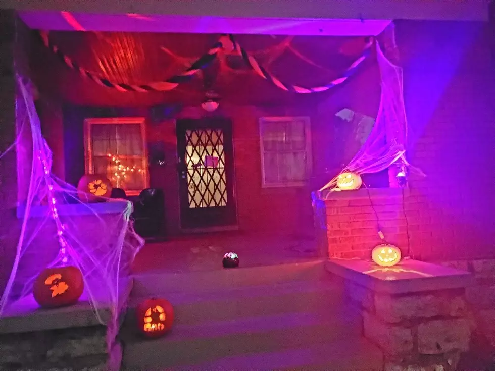 The Consensus Says September is the Best Time to Decorate for Halloween
