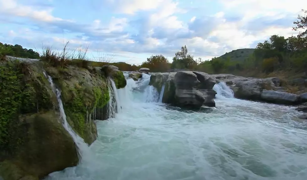 There’s a Hidden Gem In Texas If You Absolutely Love Waterfalls