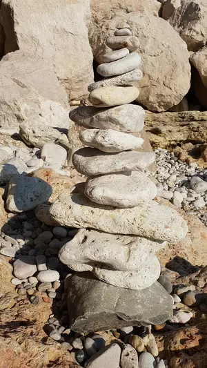 Stacking Rocks Bad for the Environment