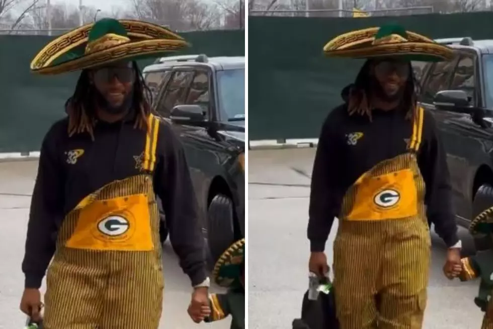 Aaron Jones Hits Another Milestone, But His Son Steals The Show