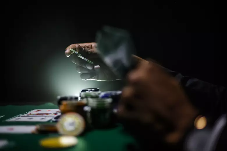 What Is Taking a Rake In Poker & Why Is It Illegal? - King Casino