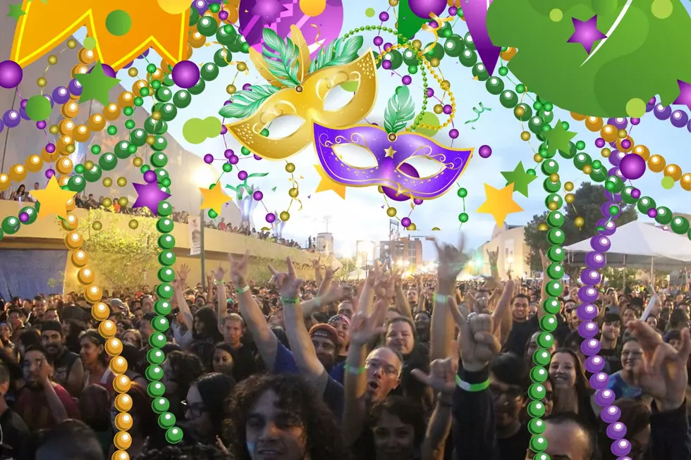 Celebrate Mardi Gras in El Paso With Big Beads at Ta Ta Tuesday