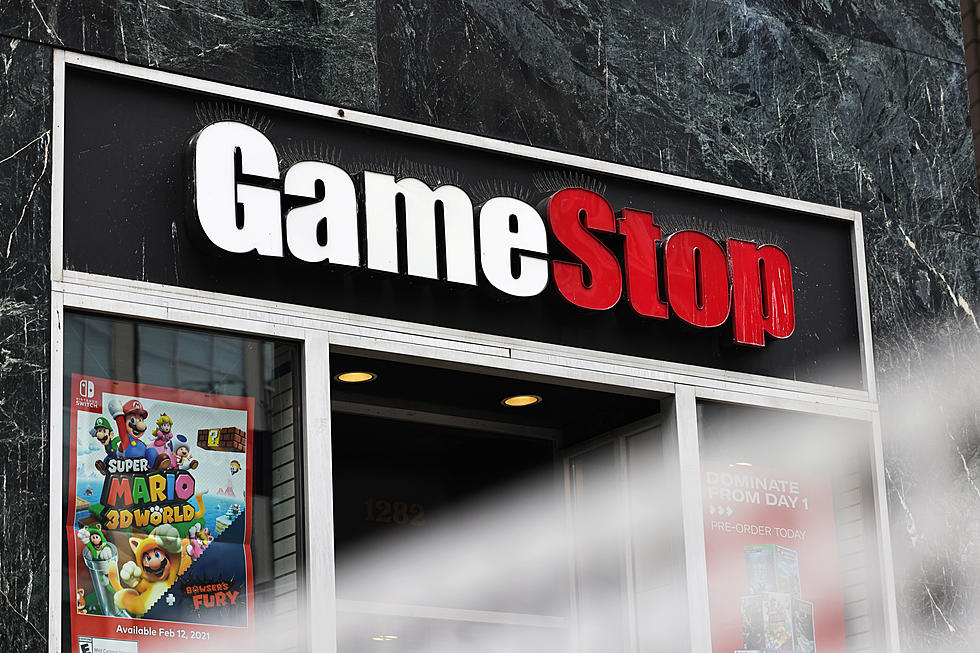 People Love that This Texas GameStop Still Showcases a Poster from 2007