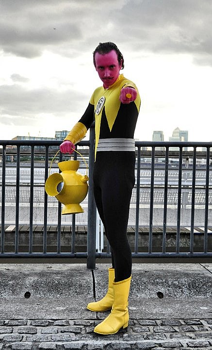 yellow lantern cosplay