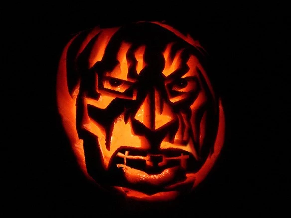 20 Awesome Comic Book Themed Jack-O’-Lanterns!