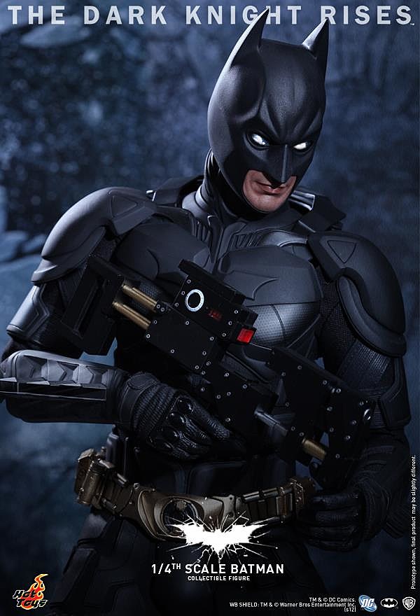 batman the dark knight rises hot toys