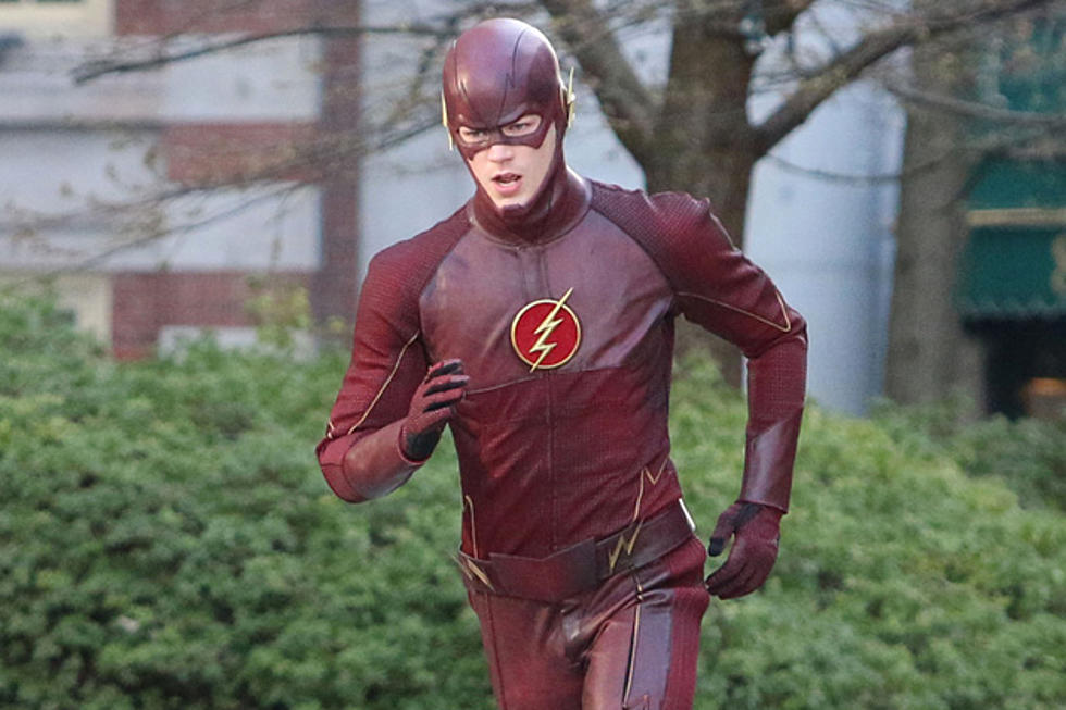 Set Pics & Videos Show The 'Flash' TV Show Costume In Action