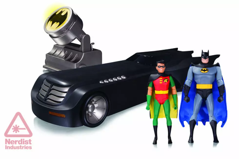 Batmobile Gets Deluxe Treatment in New Set from DC Collectibles