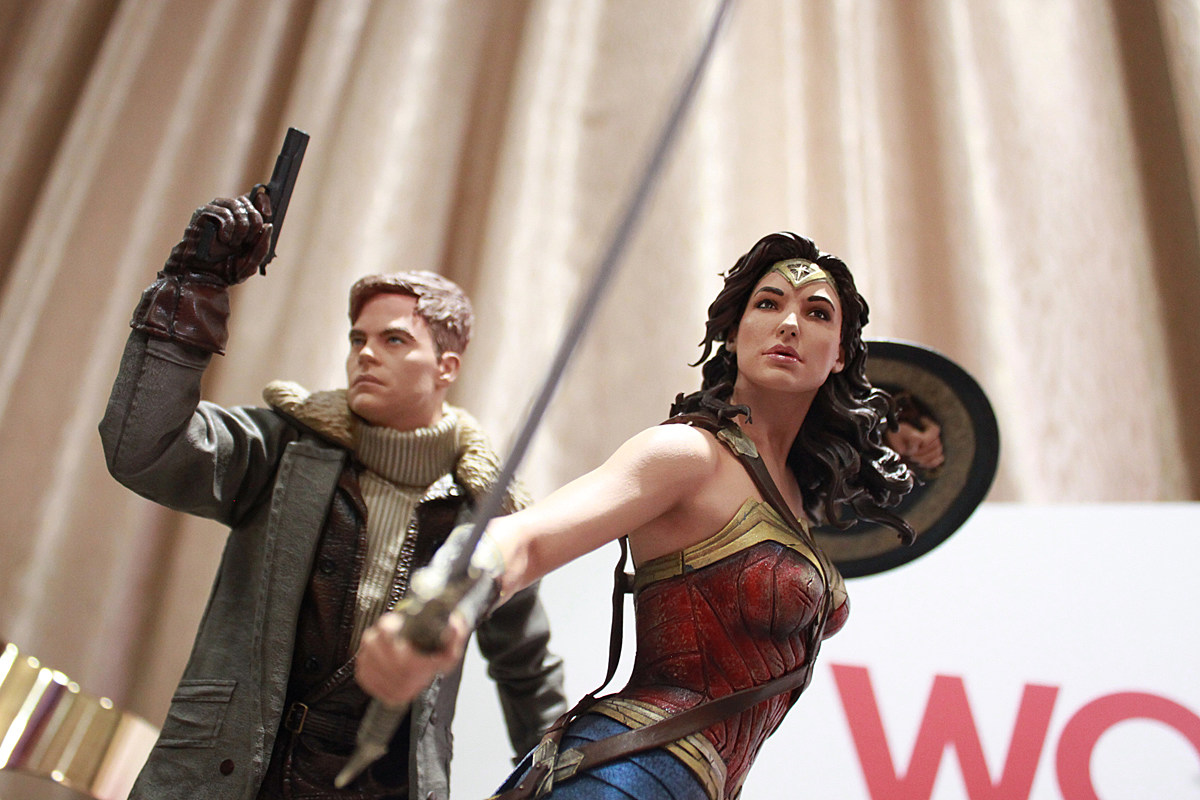 DC Collectibles Brings Out the Bombshells 