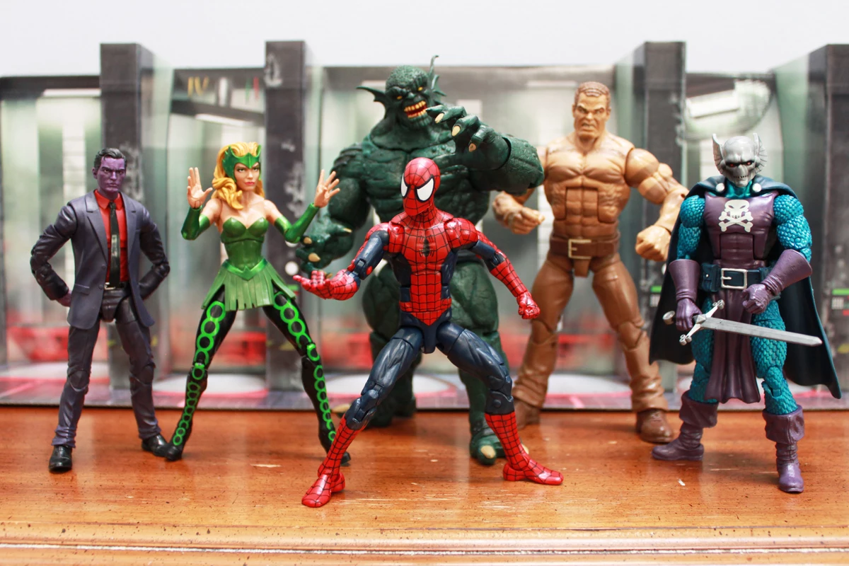Hasbro Marvel Legends The Marvels Collection Set Completo