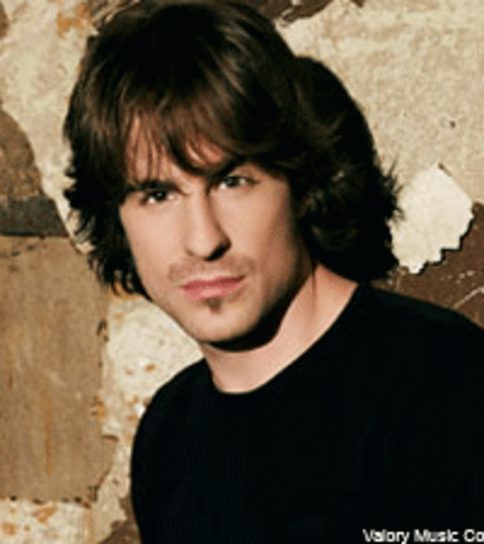 Jimmy Wayne Named &#8216;Hot Guy of the Month&#8217;