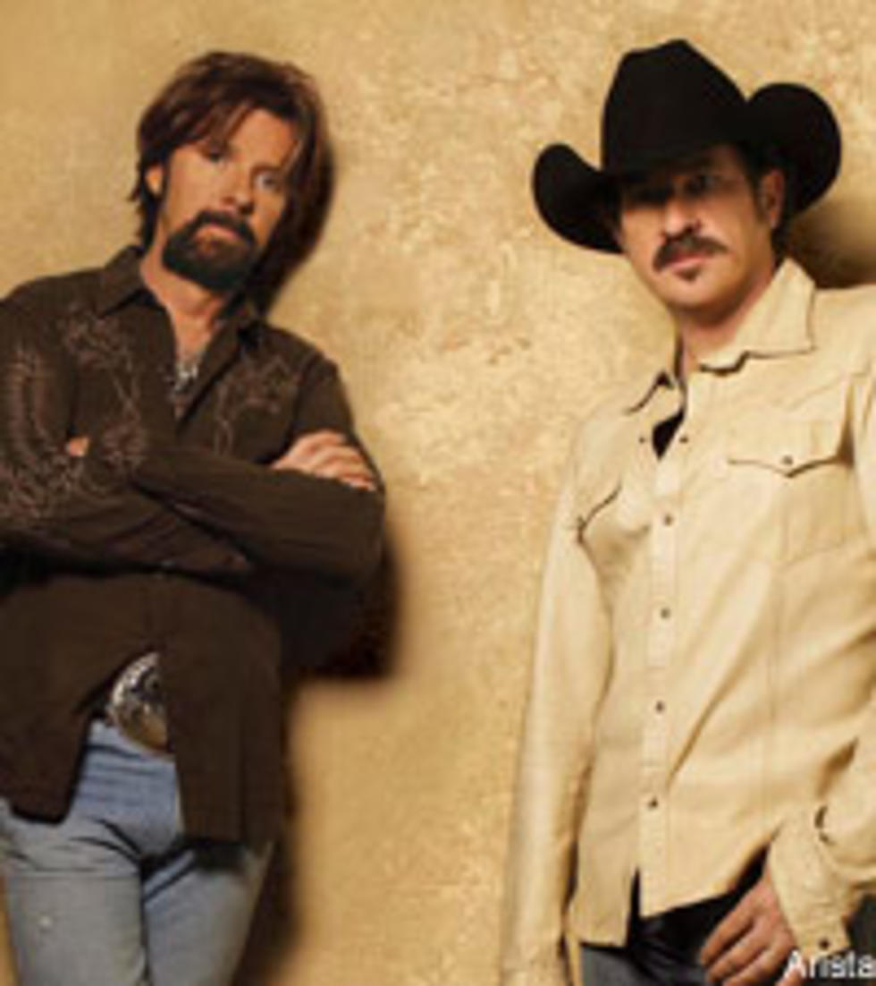 Brooks & Dunn Staying Close to Home for Now