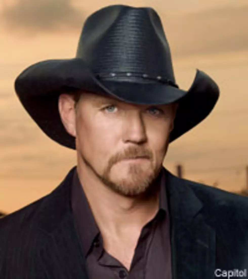 Trace Adkins Offers Candid Advice on the Economy