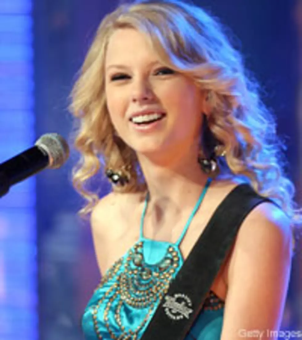 Taylor Swift to Headline Own Tour