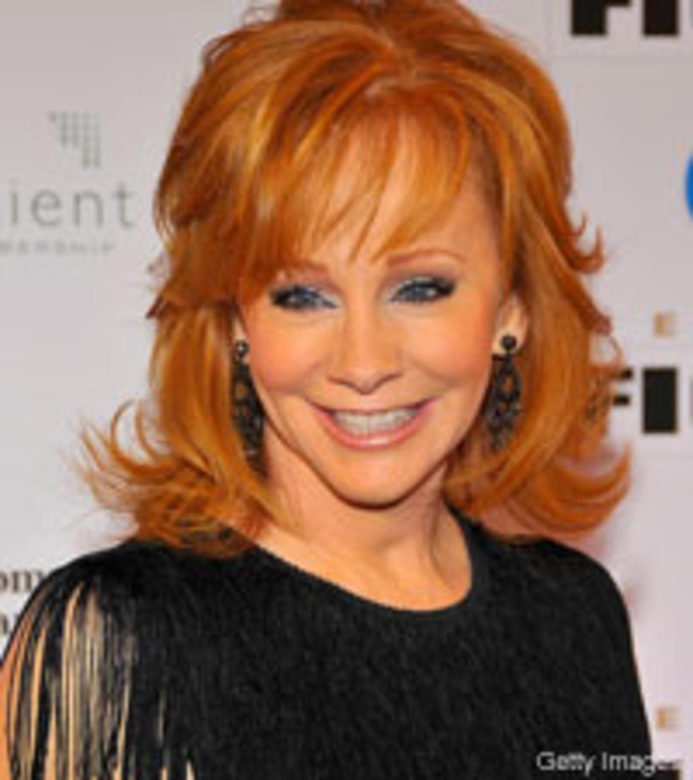 Reba McEntire Enlists Old Friends on New CD