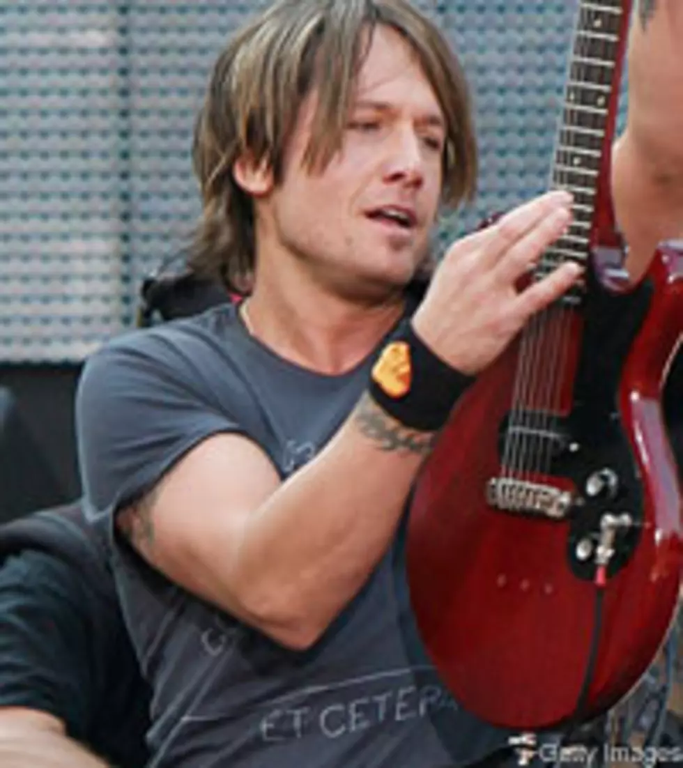 Keith Urban Takes Concert Cues From Kenny Chesney