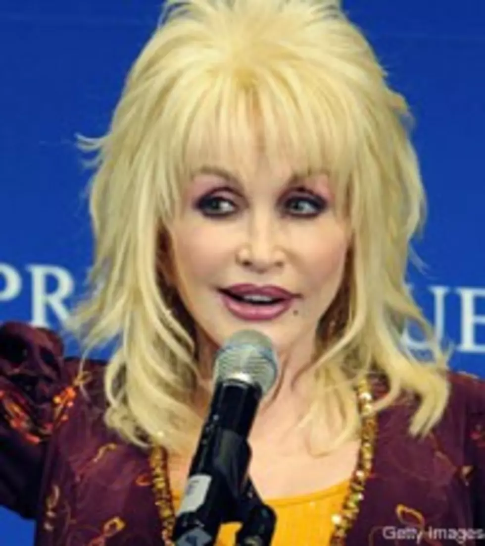Dolly Parton Cracks Presidential Jokes