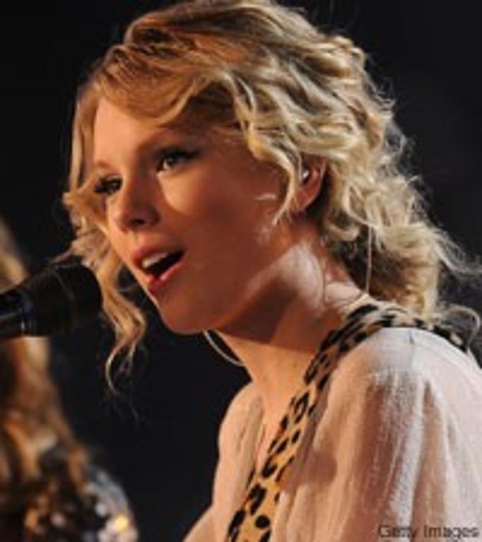 Taylor Swift Stays Fan (and Wallet) Friendly