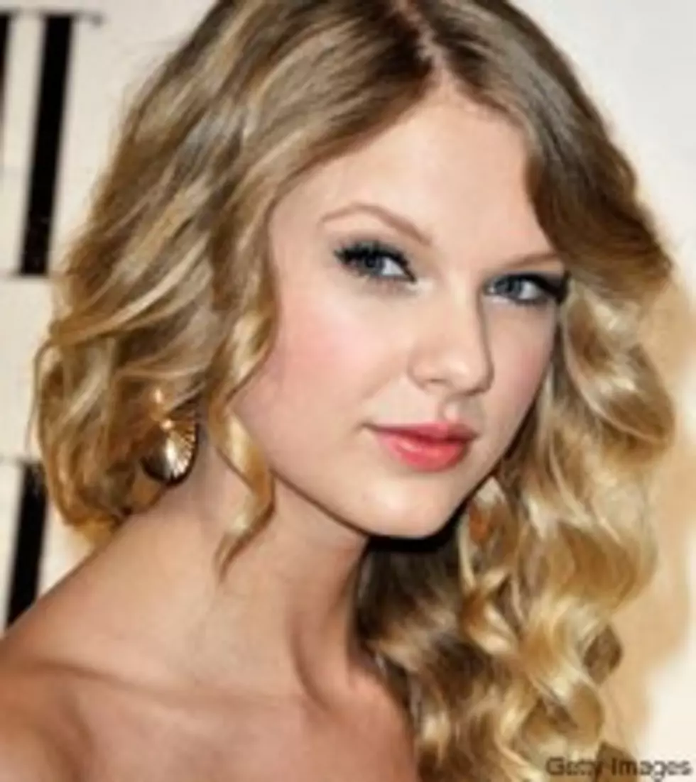 Taylor Swift Wins Prestigious Pop Award