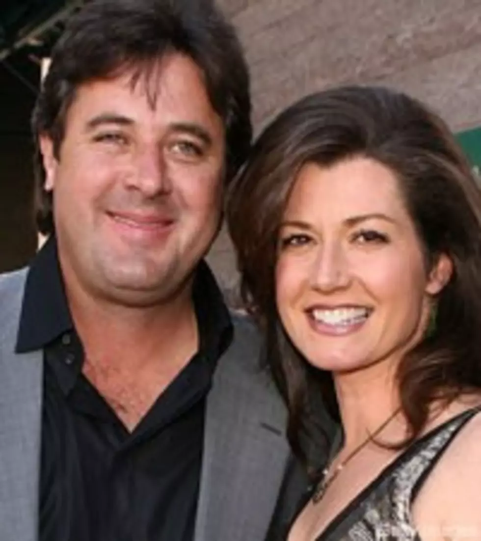 Vince Gill and Amy Grant Help Celebrate America