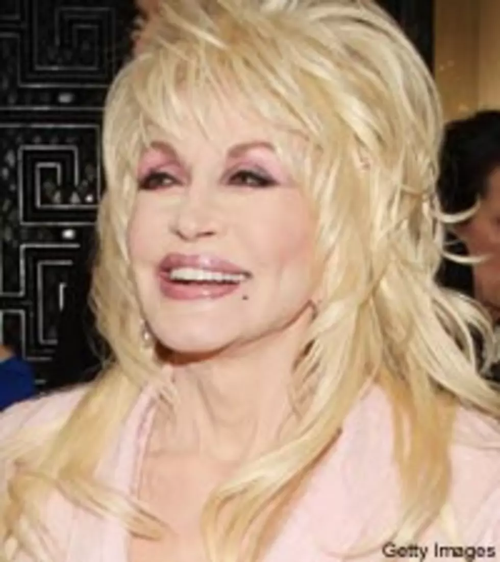 Dolly Parton Goes Platinum, Readies Live DVD