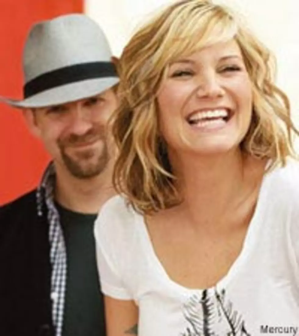 Sugarland Releasing First Christmas Album