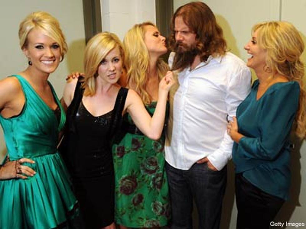 Jamey Johnson&#8217;s Bevy of Beauties: Photo of the Week