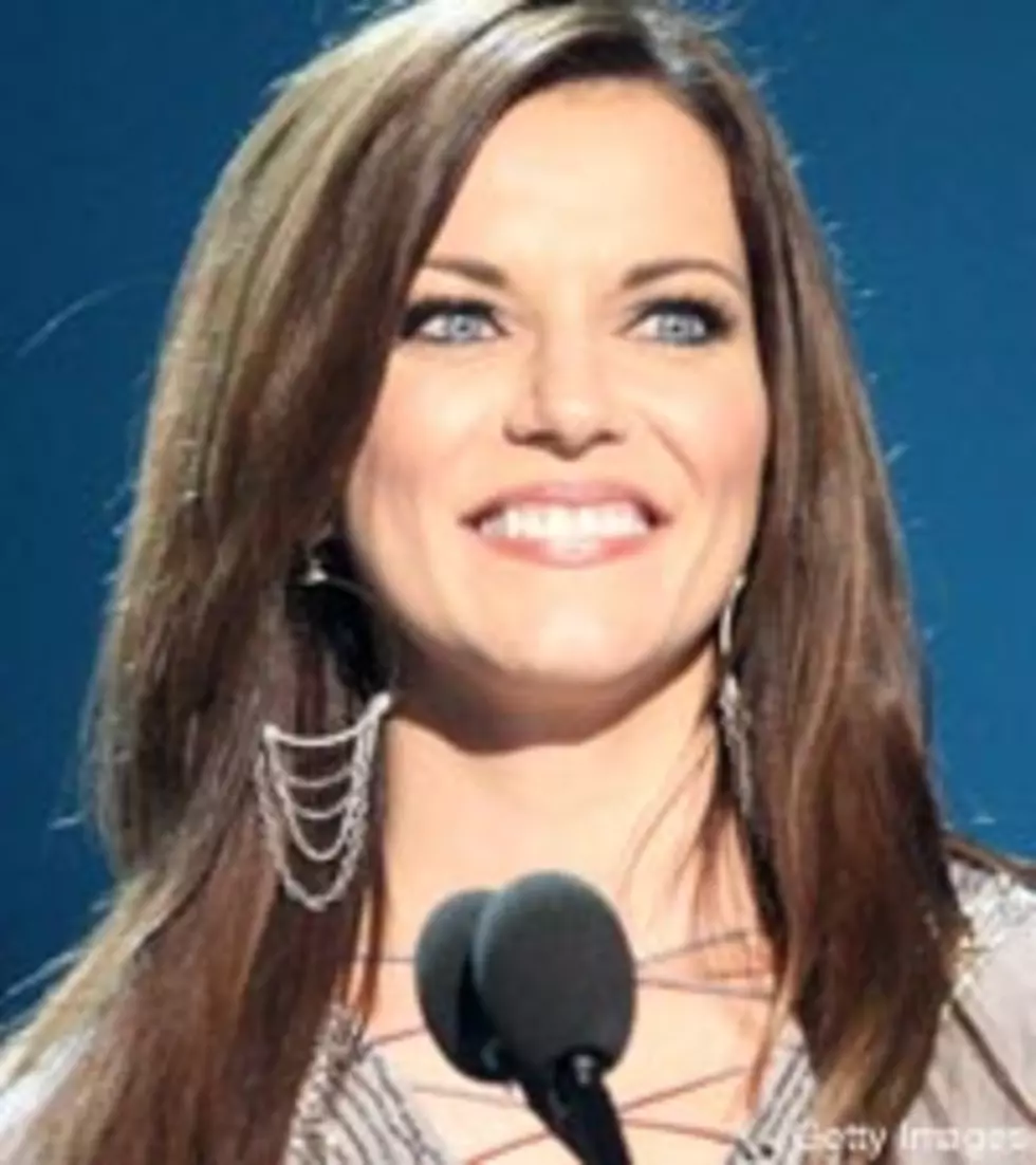 Martina McBride Gives Young Fan&#8217;s Letter Special Attention