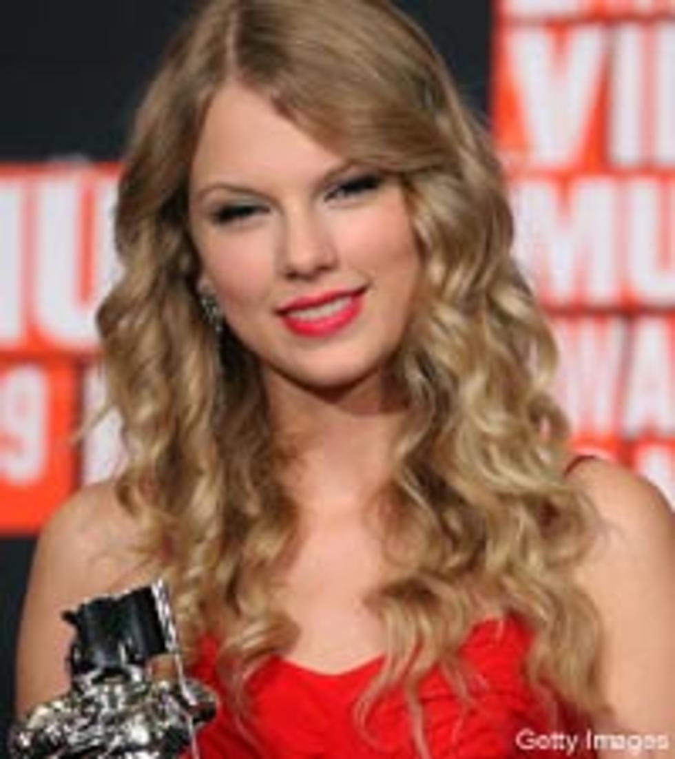 Taylor Swift to Host &#8216;Saturday Night Live&#8217;