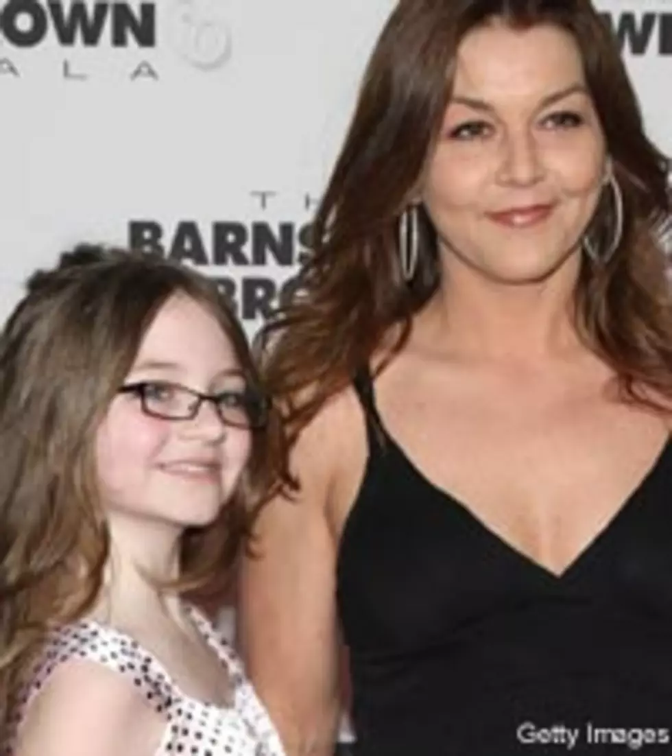 Gretchen Wilson Records Classic Christmas Tune With Daughter