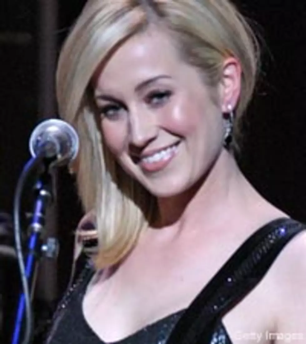 Kellie Pickler Resolves to Be Less Cheese-y in 2010
