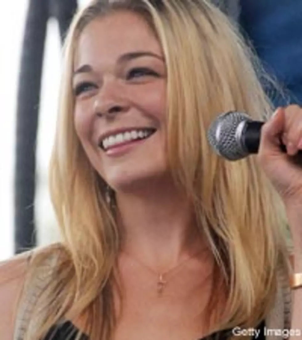 LeAnn Rimes Channels Lady Gaga at Karaoke Bar