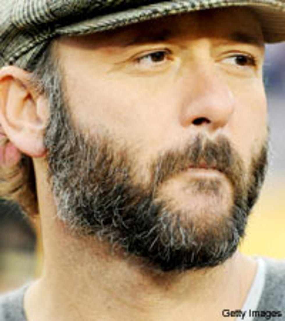 Tim McGraw&#8217;s Daughters Bugged by His Movie Beard!