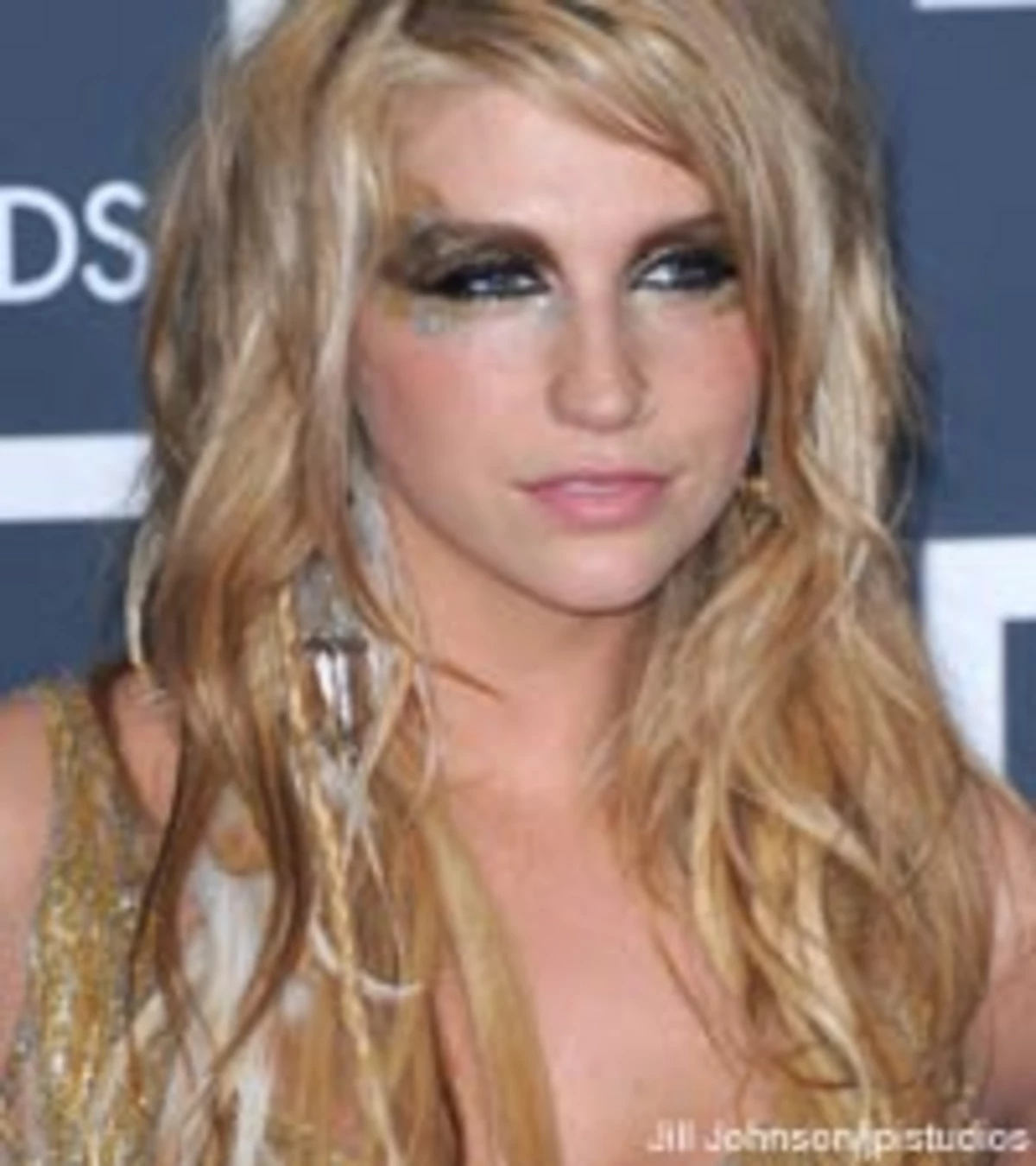 Ke$ha Uncovers Her Country Music Roots