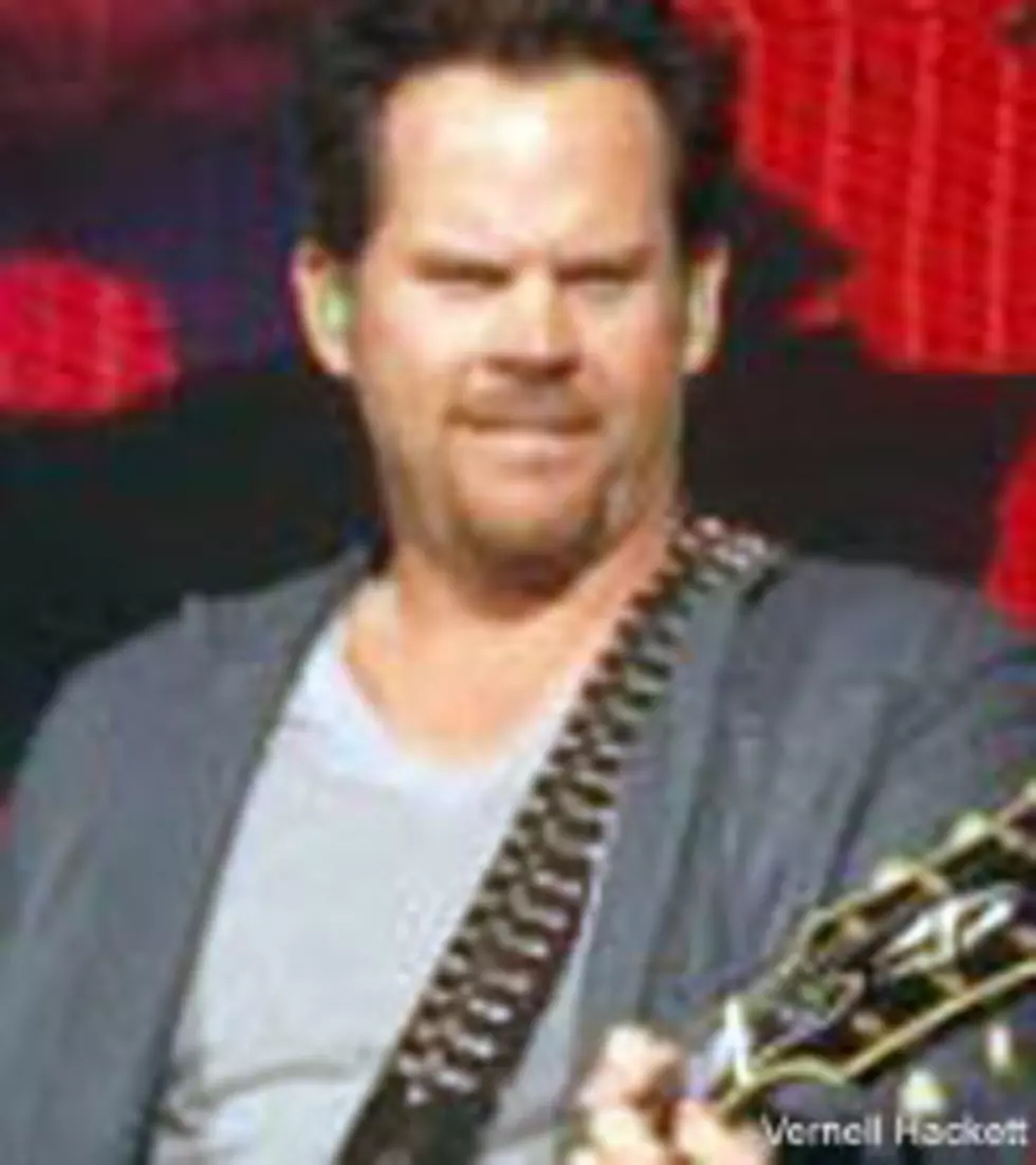Gary Allan Introduces Fans to His ‘New Wife’
