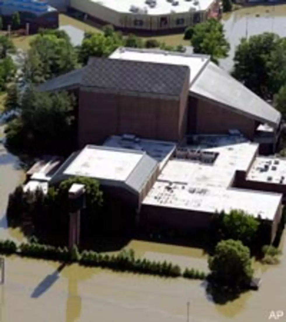 Grand Ole Opry Circle of Wood Survives Flood