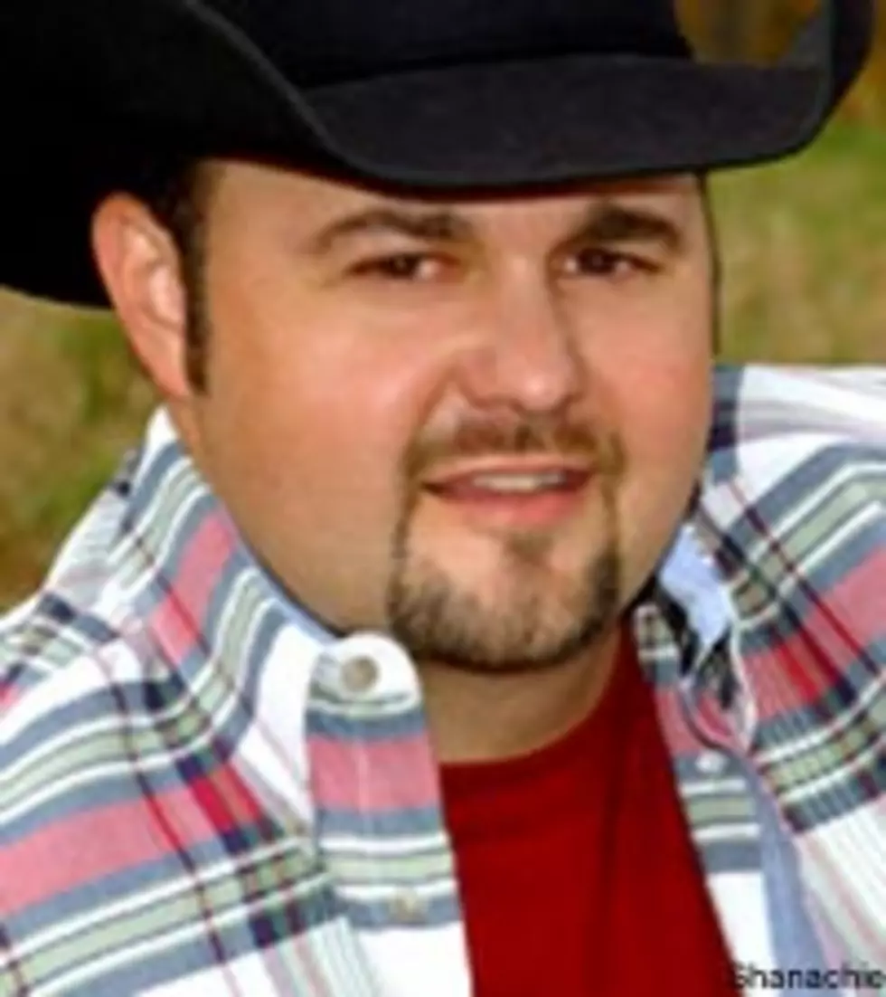 Daryle Singletary, Wife Holly Announce Gender of Twins