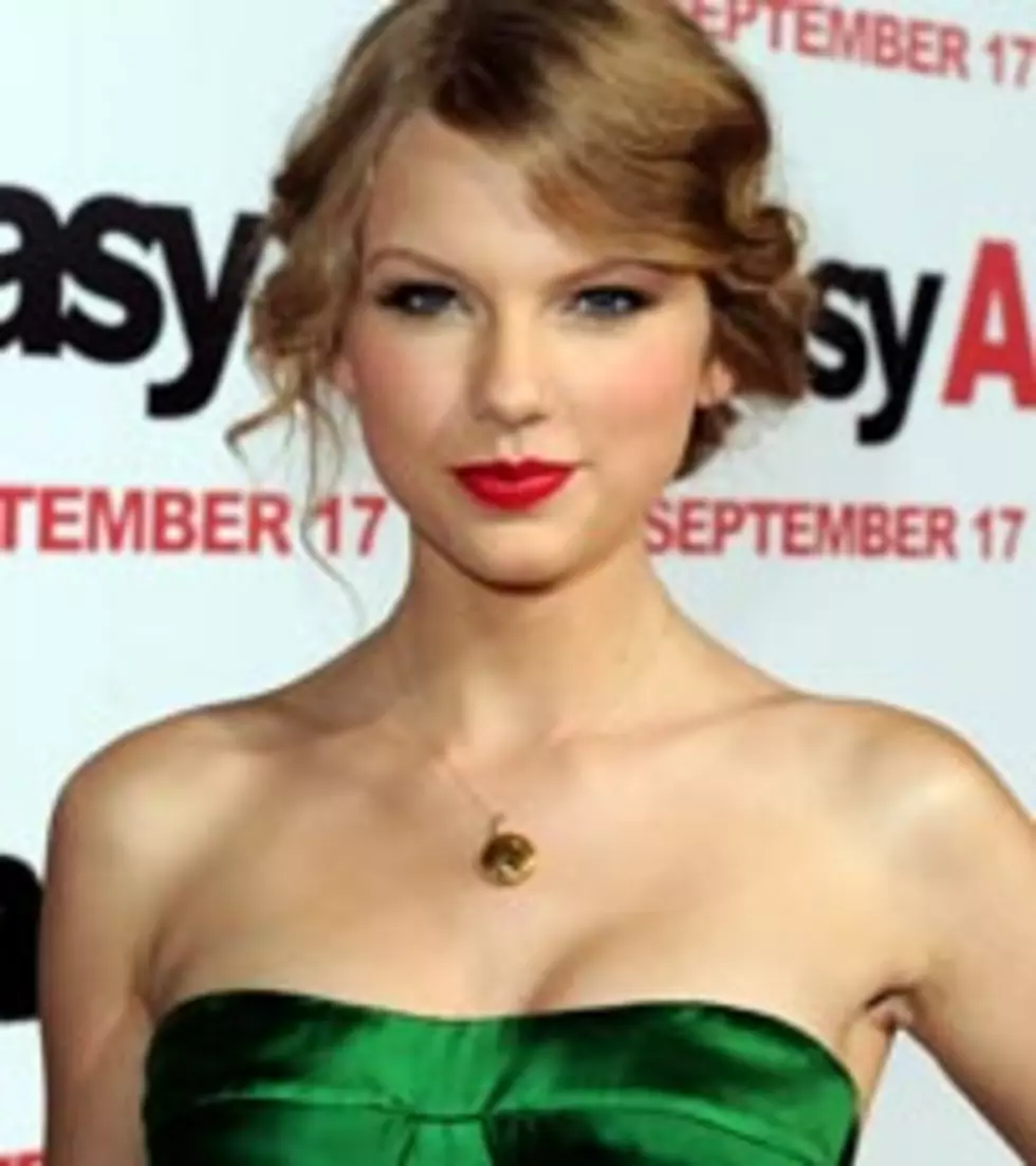 Taylor Swift Gets Even More &#8216;Glamour&#8217; in Her Life