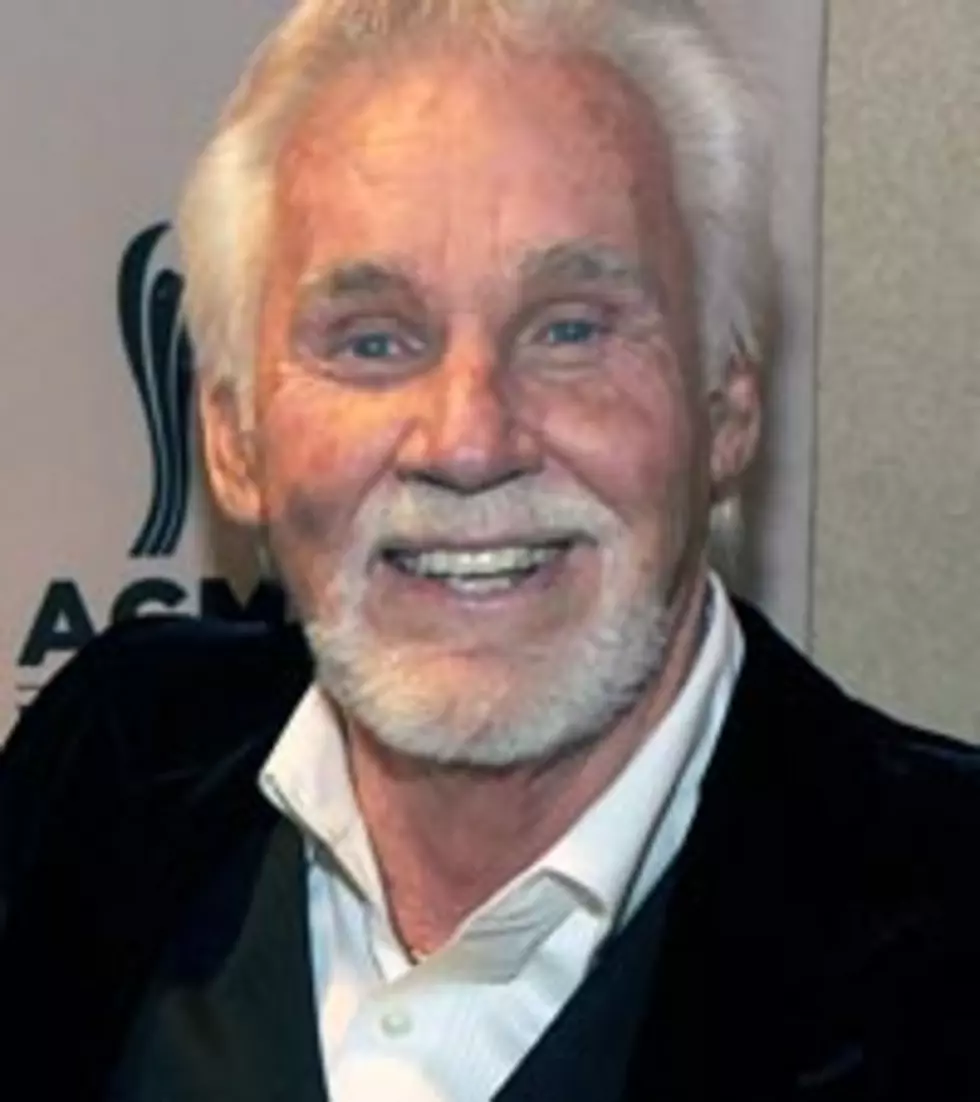 Kenny Rogers Donates Money to Australian Flood Victims