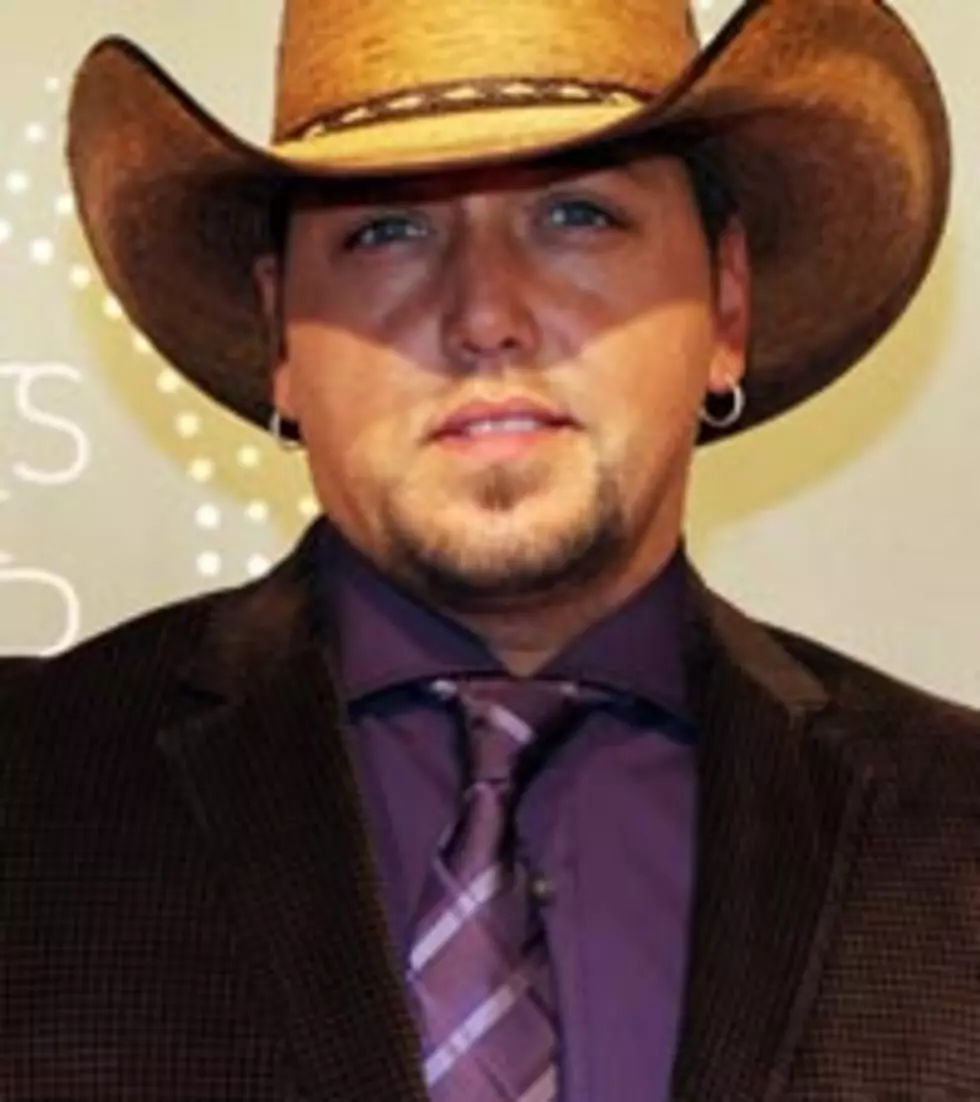 Jason Aldean Sees Big Things Ahead on &#8216;Dirt Road&#8217;