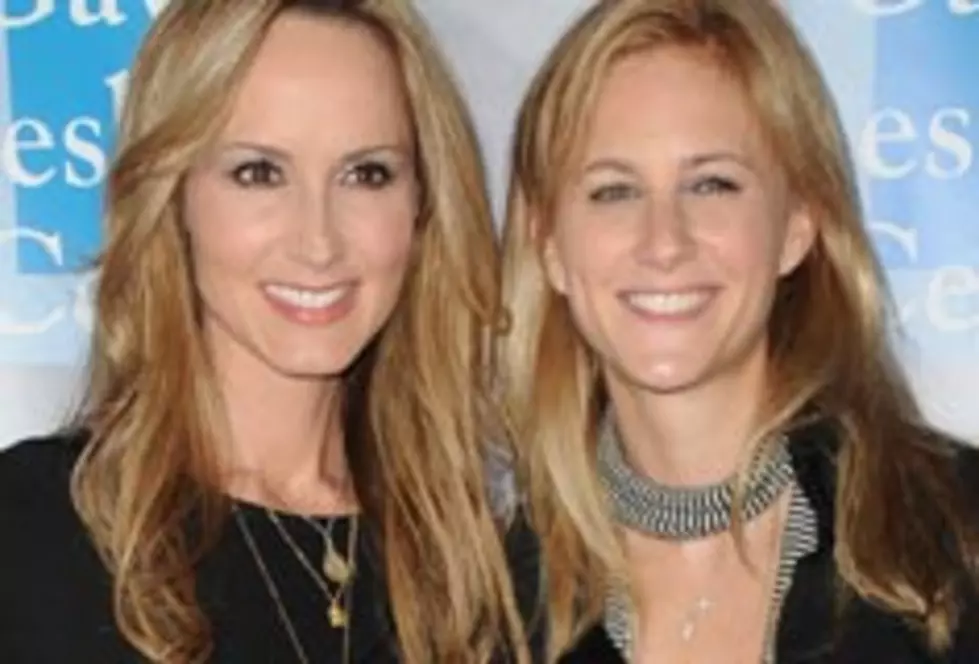 Chely Wright Dishes Wedding Details