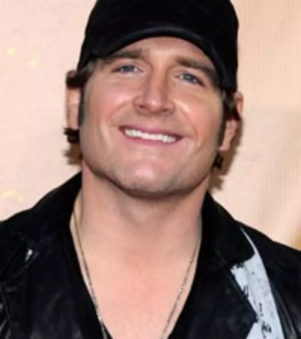 Jerrod Niemann Saves the World With Booze and Cheerleaders!